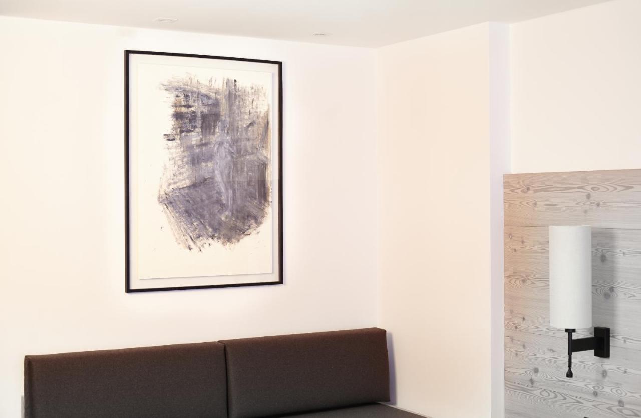 Arthotel Anterleghes - Gardenahotels เซลวาดีวัลการ์เดนา ภายนอก รูปภาพ