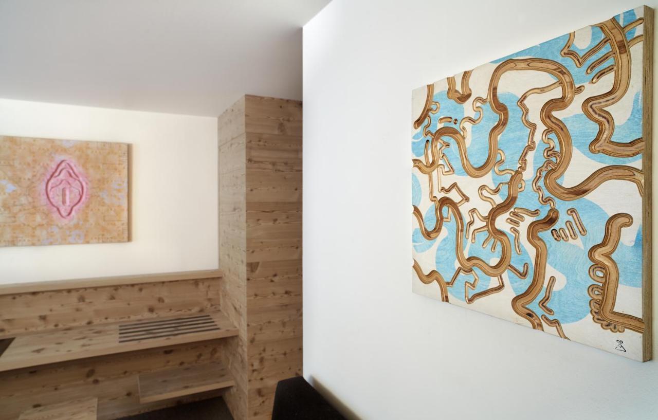 Arthotel Anterleghes - Gardenahotels เซลวาดีวัลการ์เดนา ภายนอก รูปภาพ